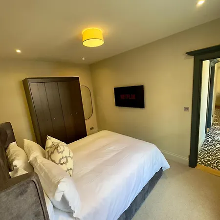 Macbeths Corner High End Luxury Apartment In Centre With Parking Stratford-upon-Avon Exterior foto