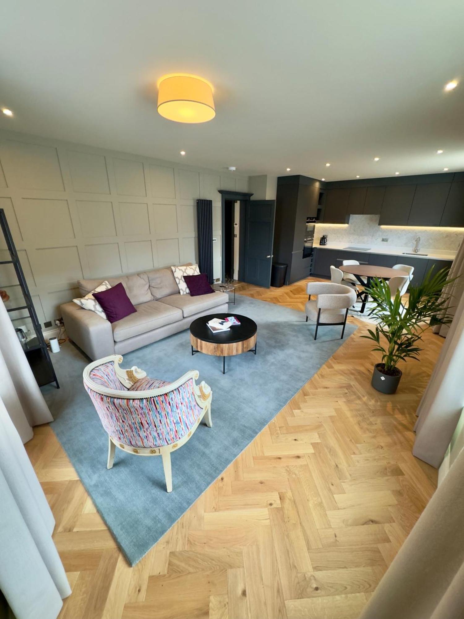 Macbeths Corner High End Luxury In Centre With Parking * Stratford-upon-Avon